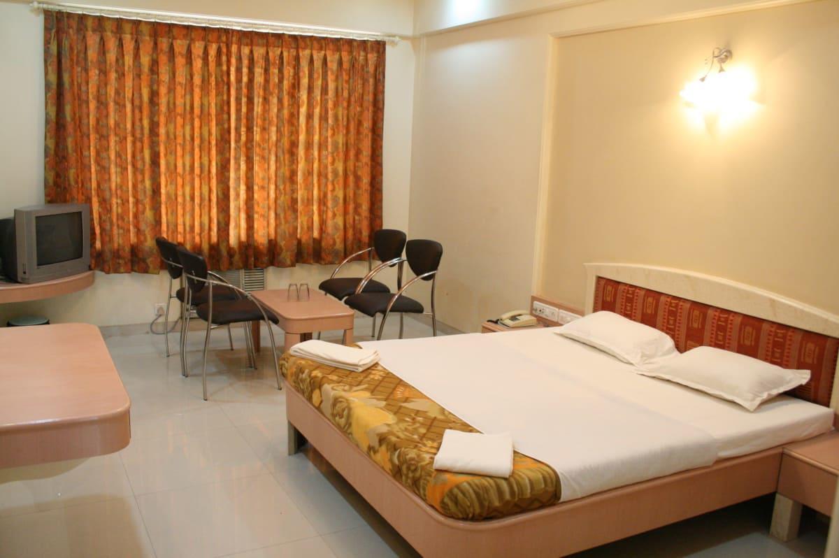 Hotel Sai International Peth  ภายนอก รูปภาพ