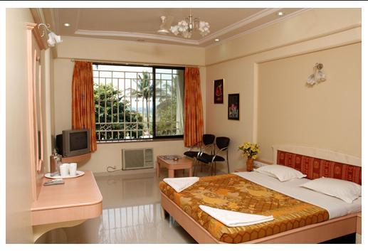 Hotel Sai International Peth  ภายนอก รูปภาพ